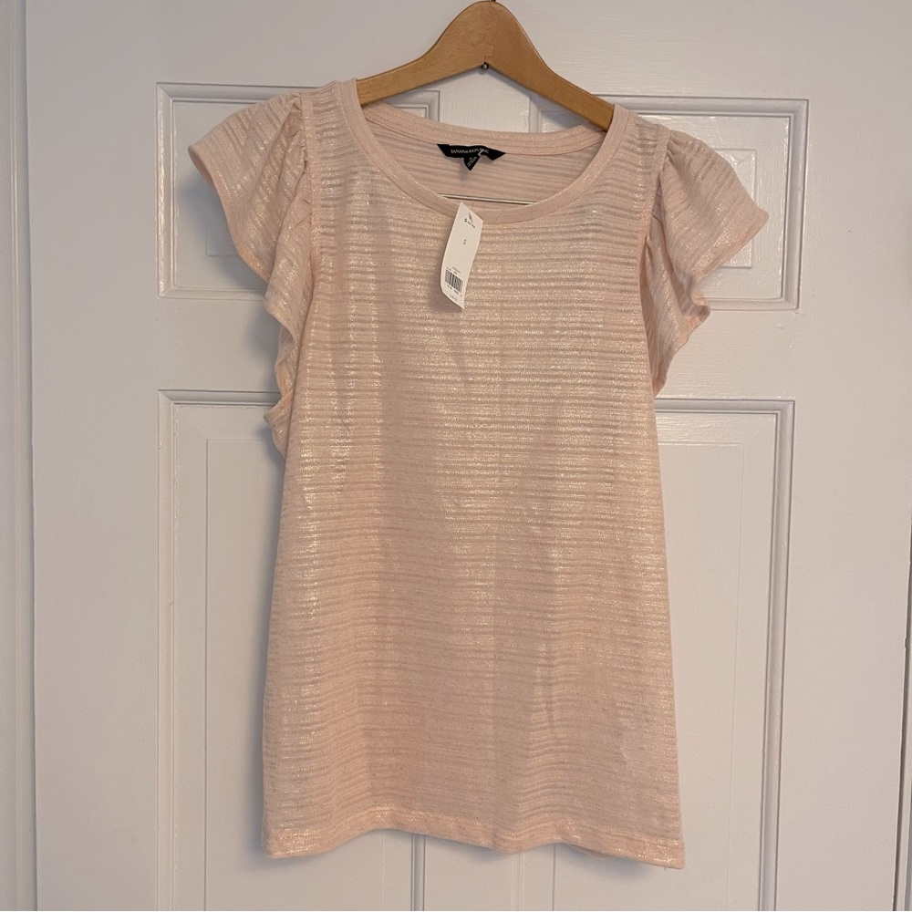 Banana Republic flutter sleeve tee
